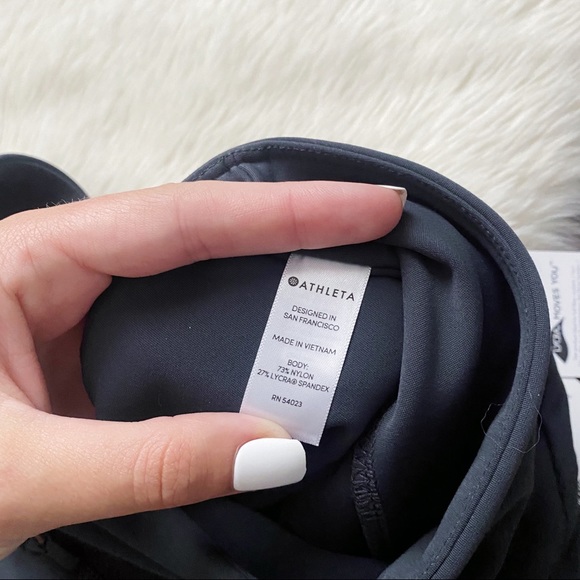 NWT Athleta Stellar Crop Pant In Shale Gray - Picture 7 of 7